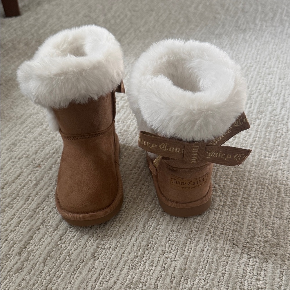 Juicy Couture Brown and White Kids Boots